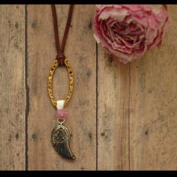 Fairy Wing Pink Tourmaline Pyrite Leather Necklace - Picture 2 of 2